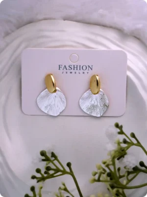 Luxury Metallic Seashell Dangle Earrings